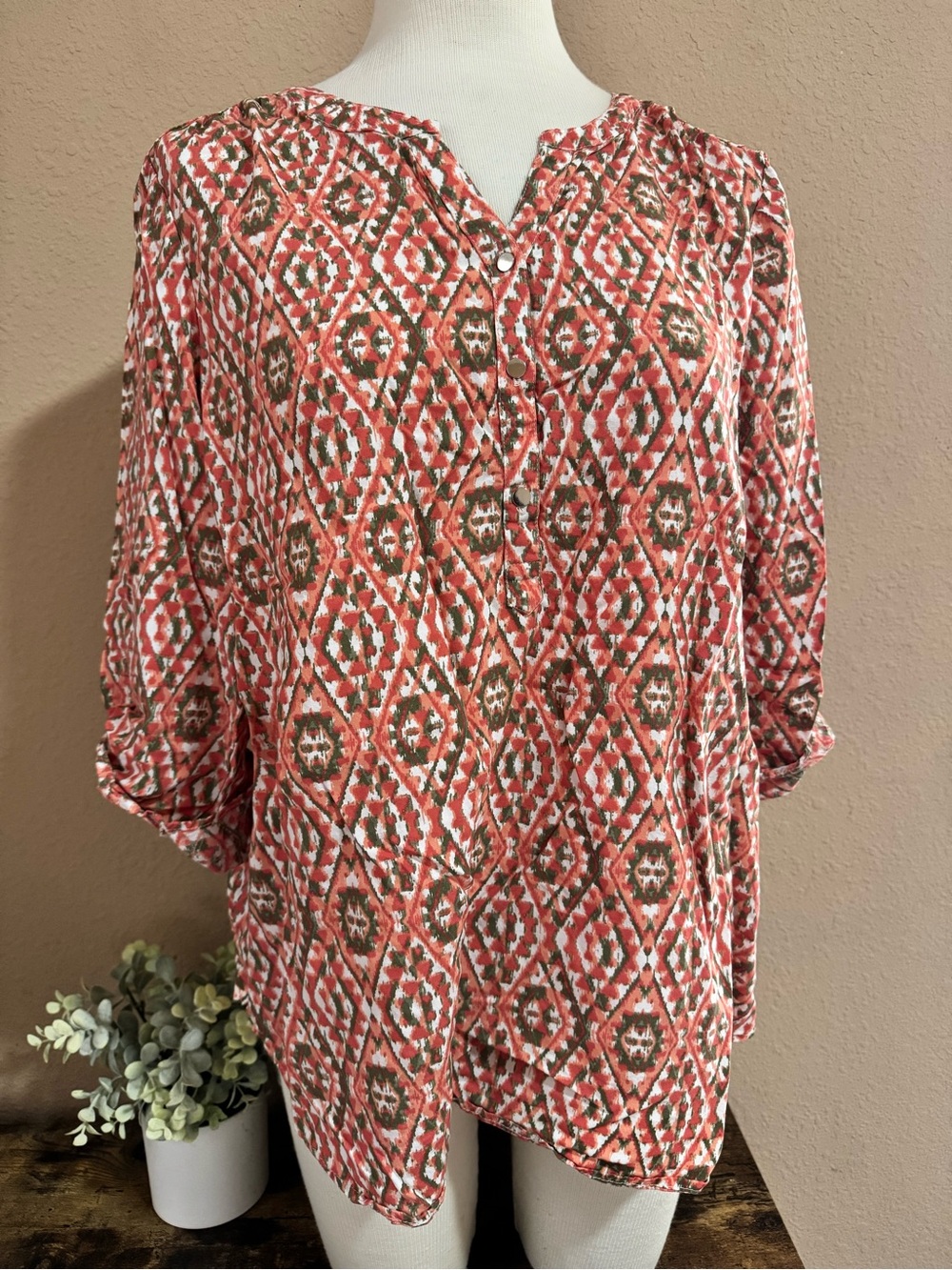 croft & barrow Coral and Brown Geometric Button-Front Tunic
